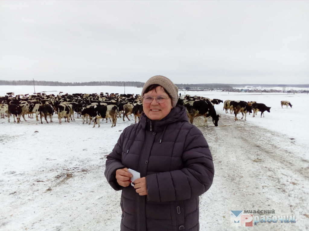 СХПК Черновской | Галина Фролова больше 10 лет жизни посвятила работе  осеменатором в СХПК «Черновской»